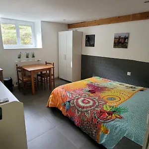 Bed and breakfast Alpagas Du Domaine Mael