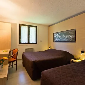 Hotel Logis Albhotel Grill